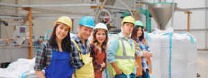 Trabajadores en una empresa